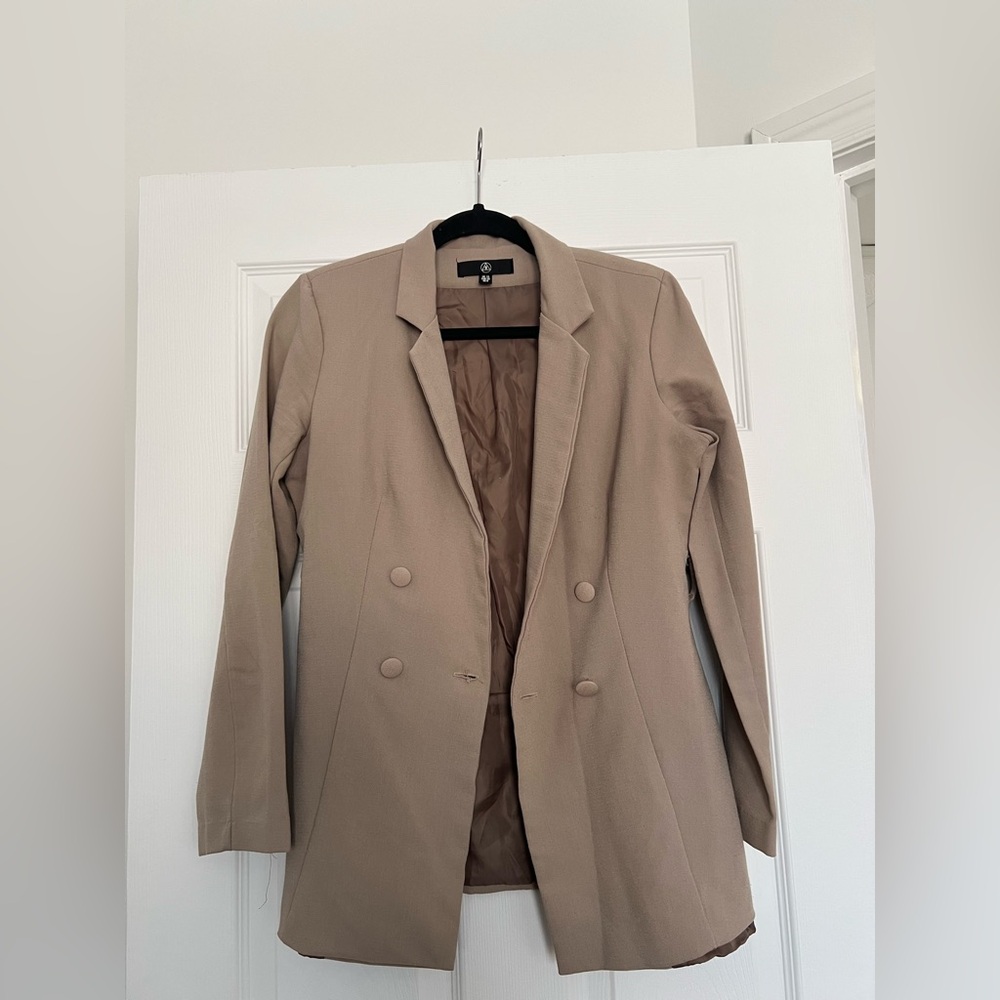 Missguided Double-Breasted Tan blazer